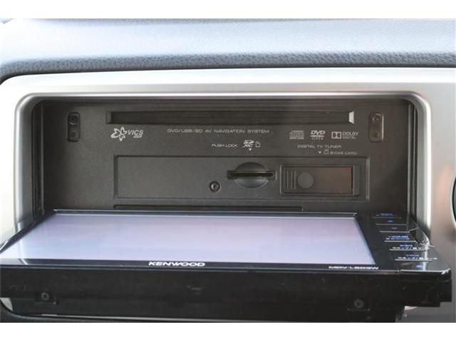 TOYOTA VITZ  4WD 2016