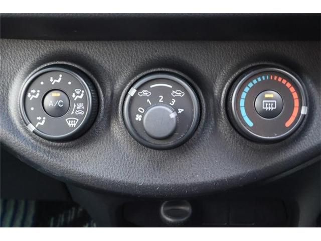 TOYOTA VITZ  4WD 2016