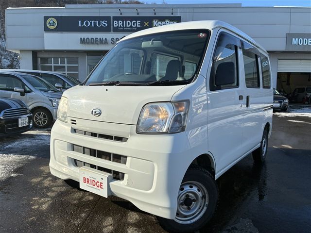 DAIHATSU HIJET CARGO 4WD 2015