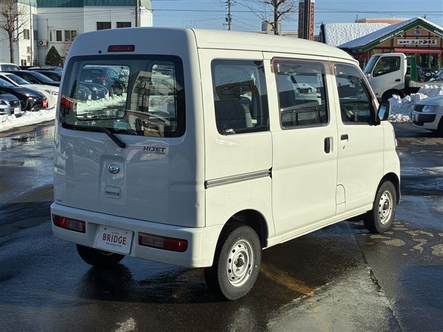 DAIHATSU HIJET CARGO 4WD 2015