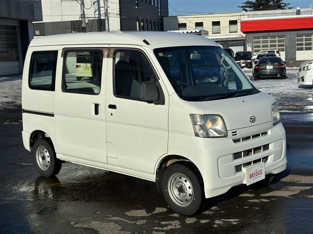 DAIHATSU HIJET CARGO 4WD 2015