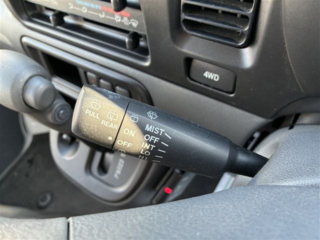 DAIHATSU HIJET CARGO 4WD 2015