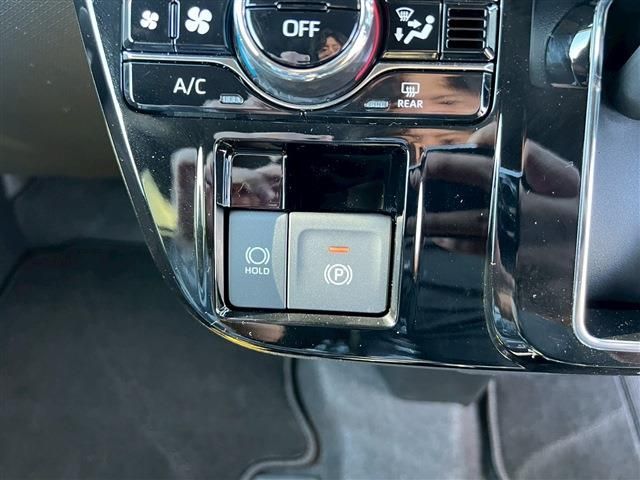 DAIHATSU TANTO CUSTOM 2024