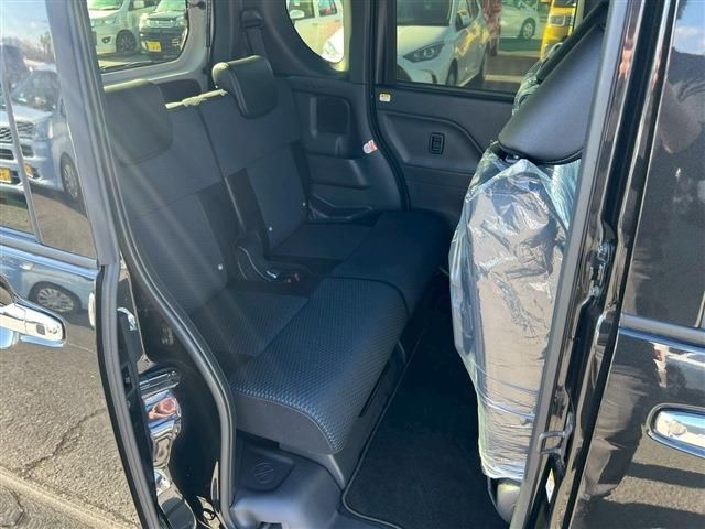 DAIHATSU TANTO CUSTOM 2024