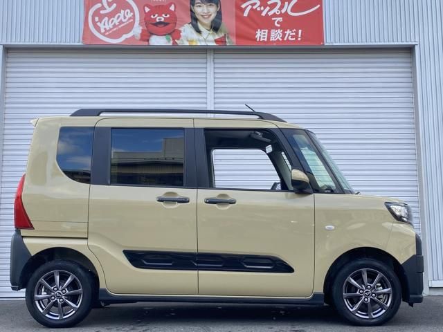 DAIHATSU TANTO FAN CROSS 4WD 2023