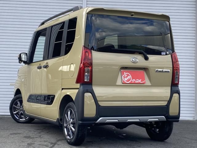 DAIHATSU TANTO FAN CROSS 4WD 2023