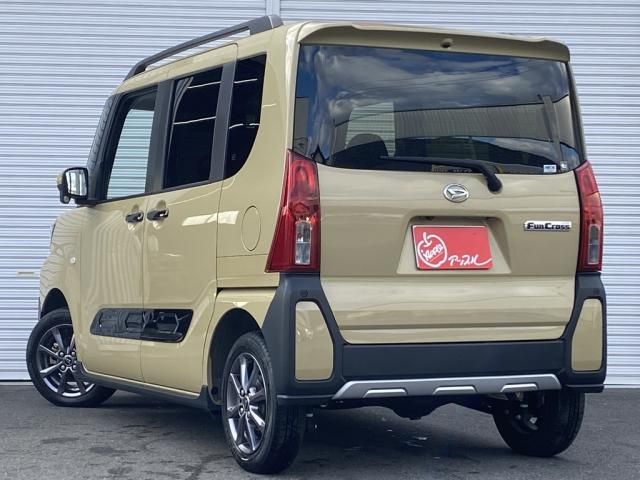 DAIHATSU TANTO FAN CROSS 4WD 2023