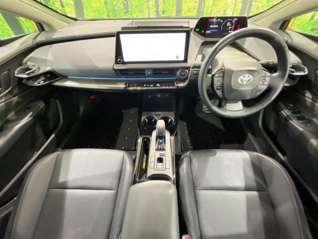 TOYOTA PRIUS 4WD 2023