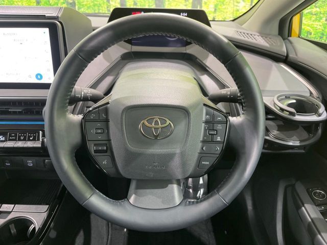 TOYOTA PRIUS 4WD 2023