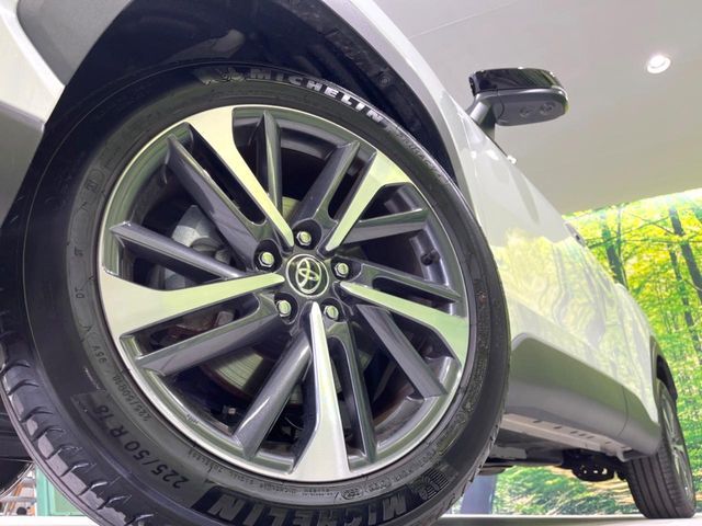 TOYOTA COROLLA CROSS HYBRID 2024