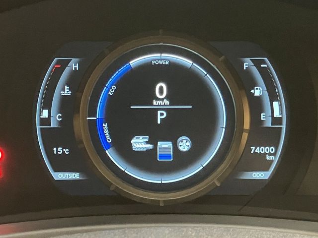 TOYOTA LEXUS RC300h 2015