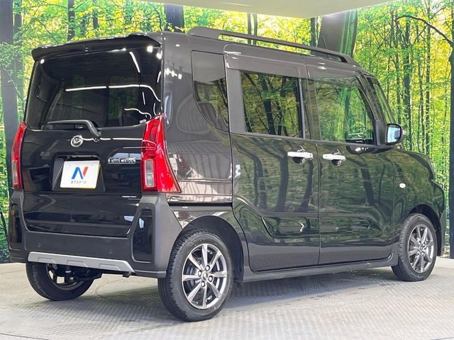 DAIHATSU TANTO FAN CROSS 2025