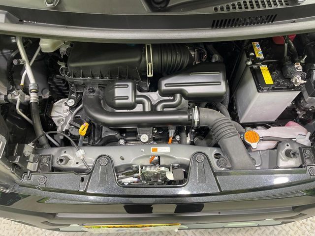 DAIHATSU TANTO FAN CROSS 2025