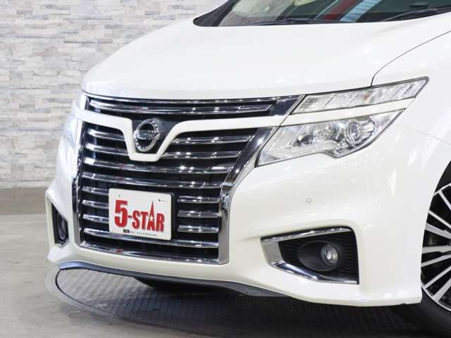 NISSAN ELGRAND  4WD 2014
