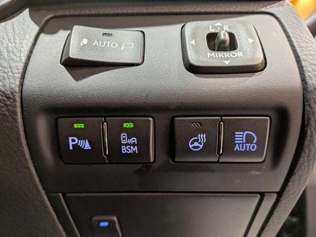 TOYOTA LEXUS LS600h 2015