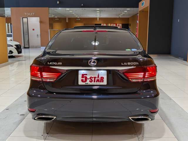 TOYOTA LEXUS LS600h 2015