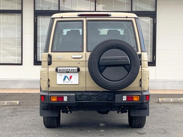 TOYOTA LANDCRUISER 70 2025