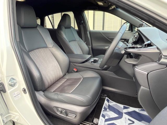 TOYOTA HARRIER 2WD 2022