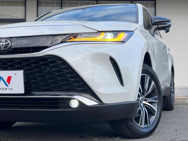 TOYOTA HARRIER 2WD 2022