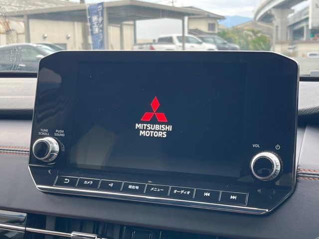 MITSUBISHI OUTLANDER PHEV 2023