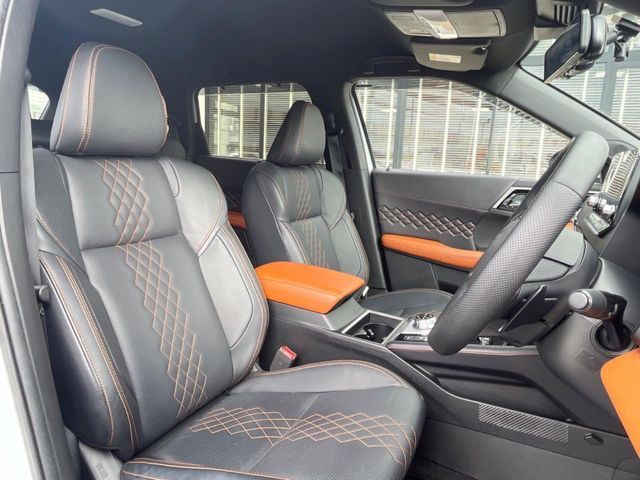 MITSUBISHI OUTLANDER PHEV 2023