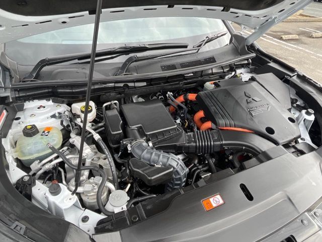 MITSUBISHI OUTLANDER PHEV 2023