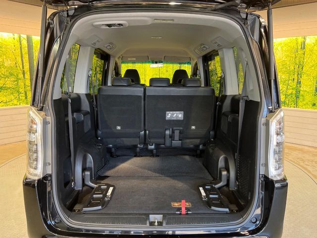 HONDA STEPWAGON SPADA 2012