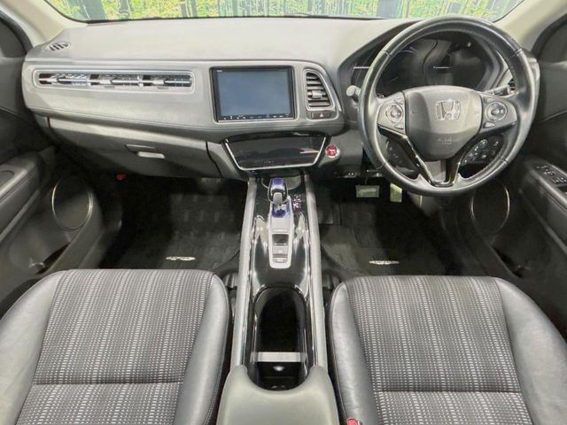 HONDA VEZEL HYBRID 2016