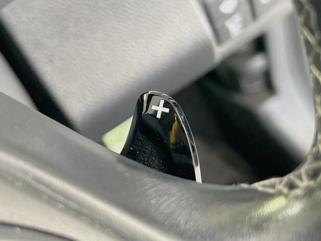 HONDA VEZEL HYBRID 2016