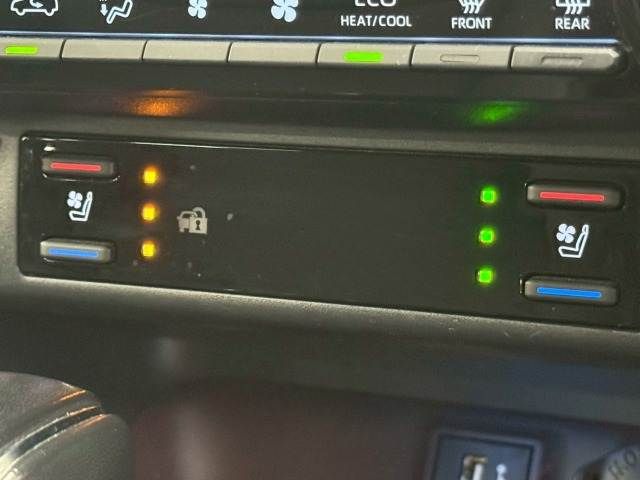 TOYOTA RAV4 4WD 2023