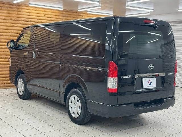 TOYOTA HIACE van 4WD 2023