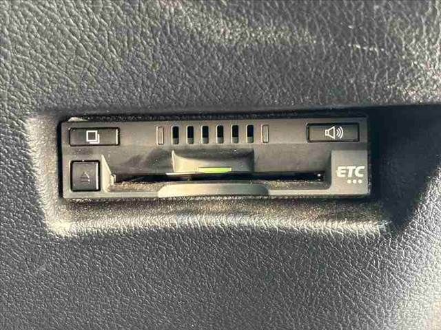 TOYOTA SIENTA HYBRID 2018