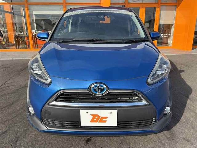 TOYOTA SIENTA HYBRID 2018