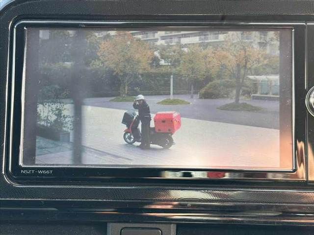 TOYOTA SIENTA HYBRID 2018