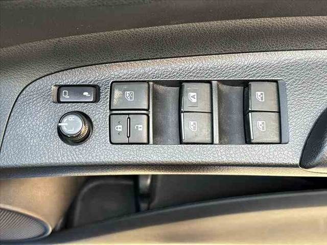 TOYOTA SIENTA HYBRID 2018