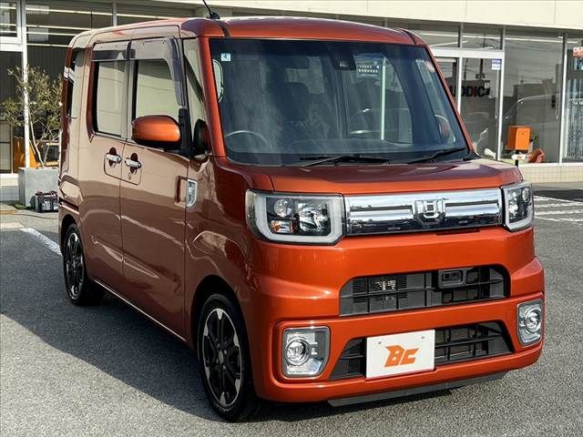 DAIHATSU WAKE 2017