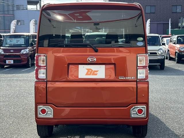DAIHATSU WAKE 2017