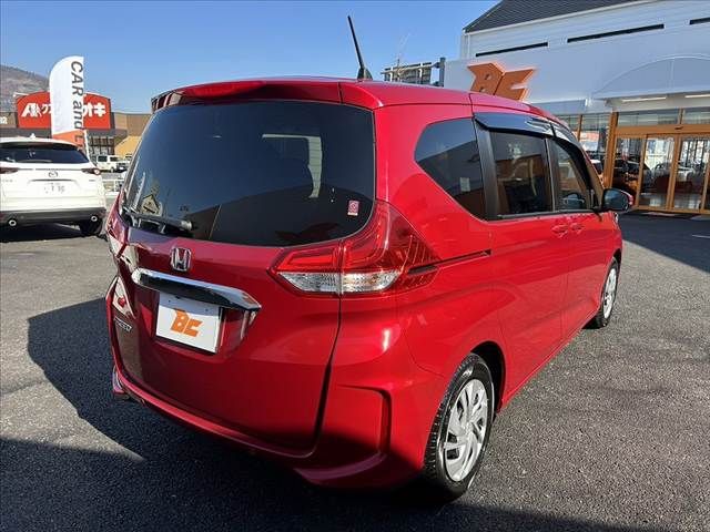 HONDA FREED 2023