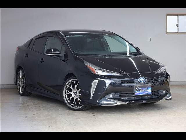 TOYOTA PRIUS 2020