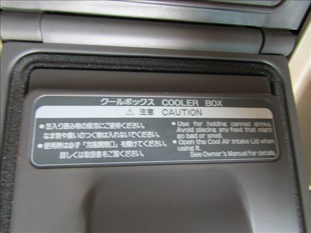 TOYOTA CROWN MAJESTA 2002