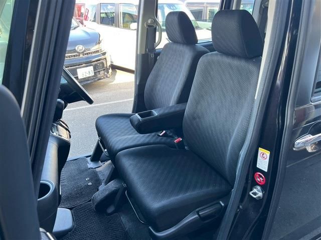 HONDA N BOX CUSTOM 2015