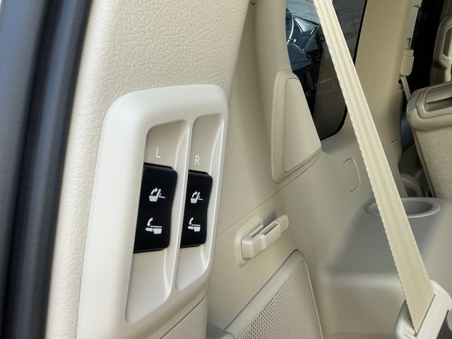 TOYOTA LANDCRUISER PRADO 2023