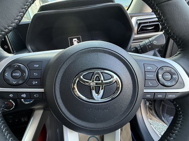 TOYOTA RAIZE HYBRID 2025