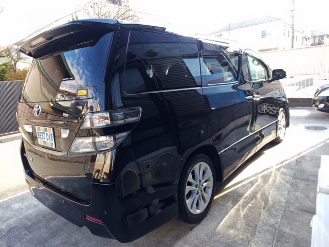 TOYOTA VELLFIRE 2009