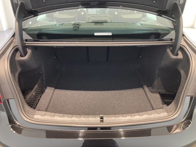 BMW BMW 3series sedan 2024