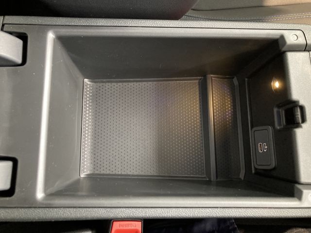 BMW BMW 3series sedan 2024