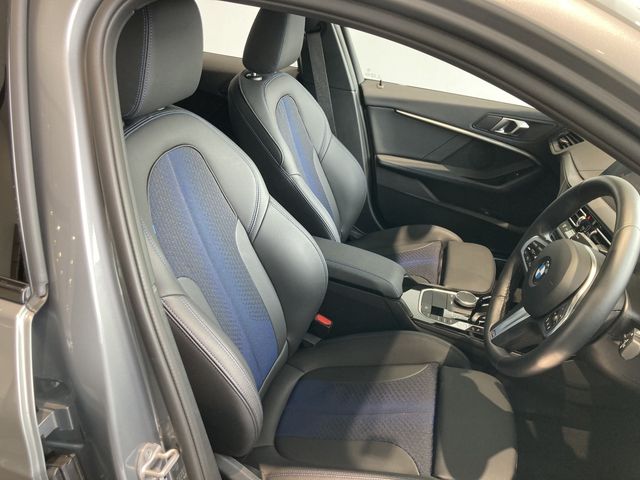 BMW BMW 1series 2024