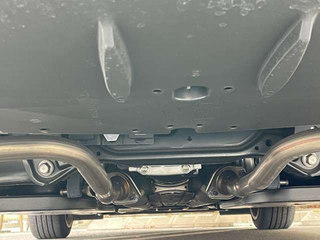 TOYOTA LEXUS IS300h 2023