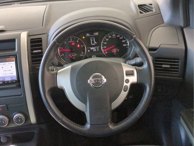 NISSAN X-TRAIL 4WD 2011