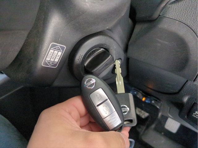 NISSAN X-TRAIL 4WD 2011